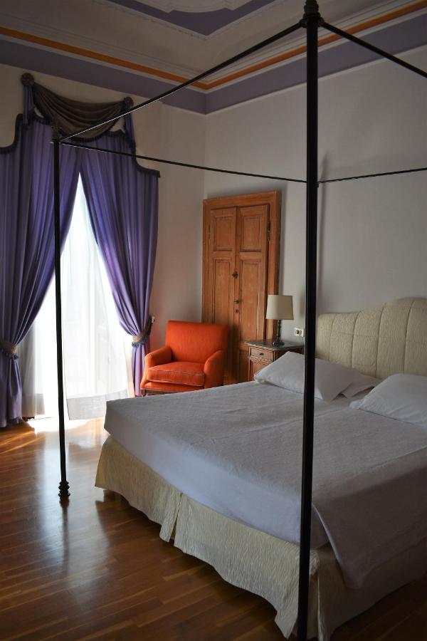 Hotel Florence Беладжо Екстериор снимка